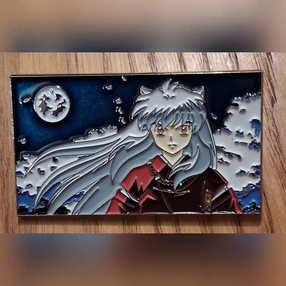 EUC Inuyasha Anime Collectible Winter Scene Enamel Pin Jewelery Flare - Picture 1 of 2